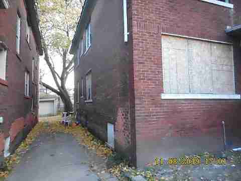 2447 Clements (6)_m.jpg